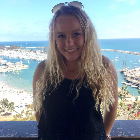 Meet your Posher, Hannah - Picture 1 of 1